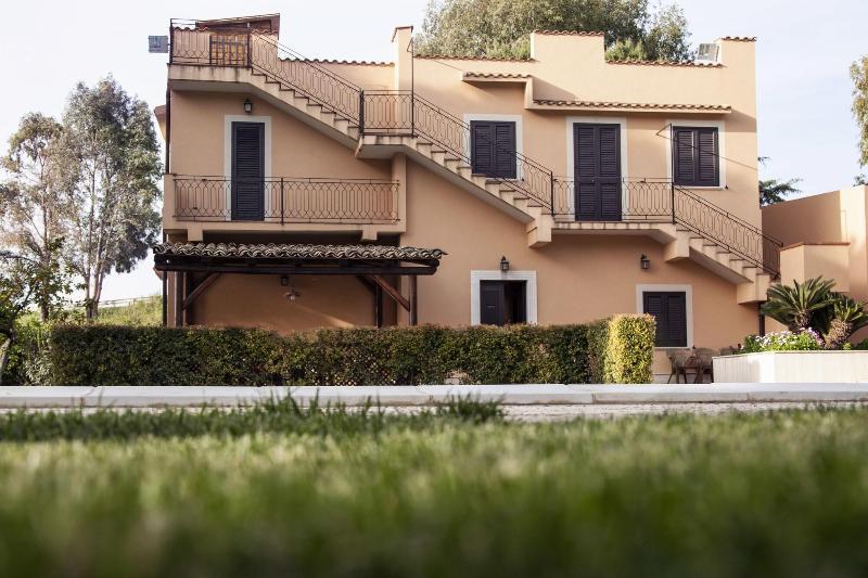 Seta Bed & Breakfast 3*